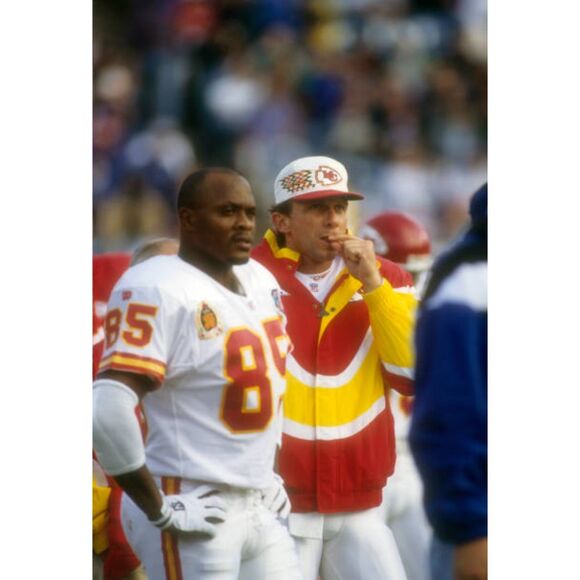 Kansas Chiefs 90s APEX puffer jacket MONTANA L red gold NFL Pro Line vintage - Picture 11 of 13